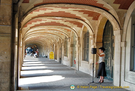 Place des Vosges pavillon